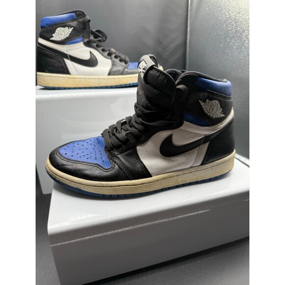 Nike Air Jordan Retro High OG Royal Toe - Blue, Black, and White - Size 8.5M main image 4
